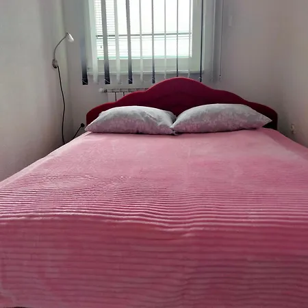 Kumalic Apartament *